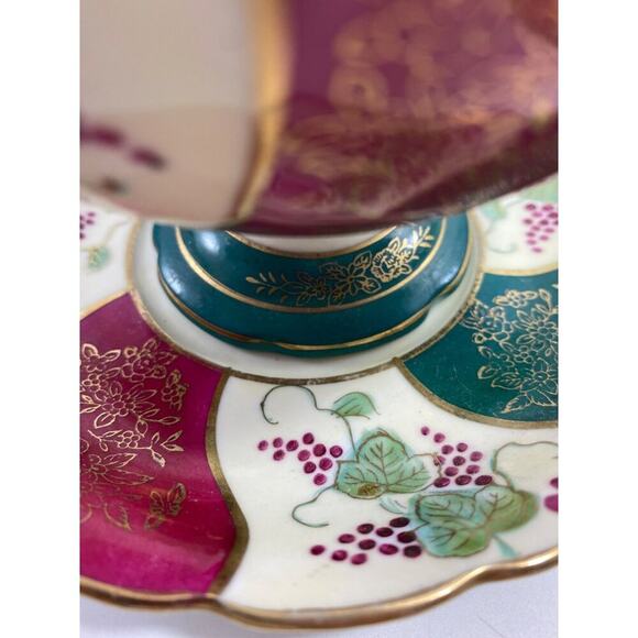 Vintage Occupied Japan Hand-Painted Large Teacup & Saucer Set With Grape Design - Picture 2 of 13